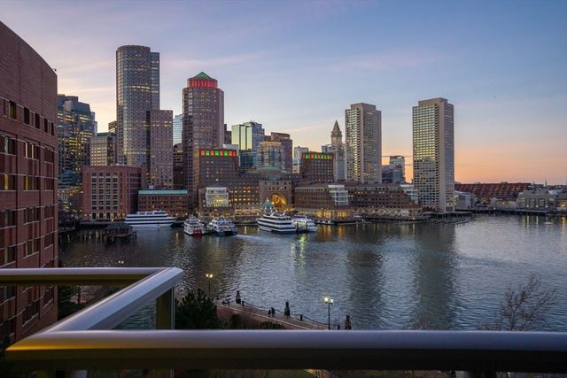 22 Liberty Dr 7M, Boston, MA 02210