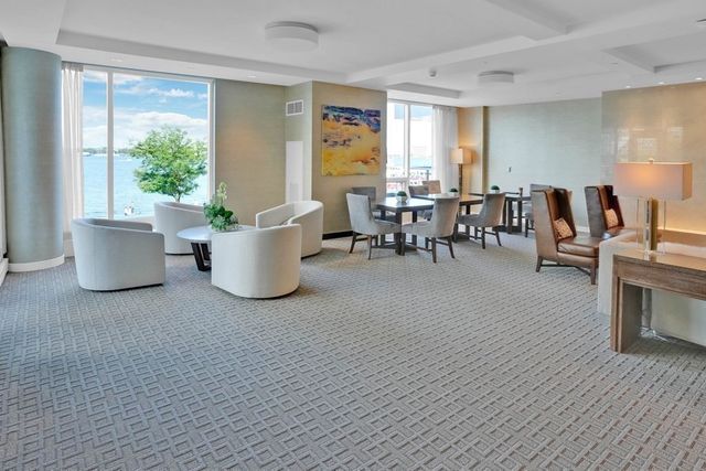 22 Liberty Dr 7M, Boston, MA 02210