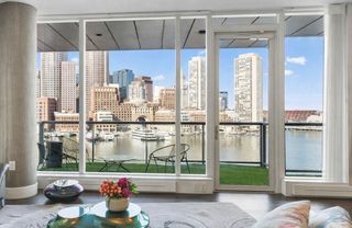 22 Liberty Dr 7M, Boston, MA 02210