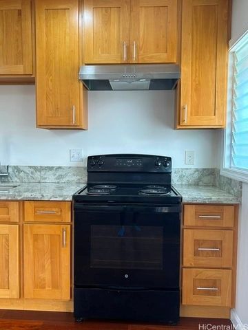 1122 11th Avenue A, Honolulu, HI 96816