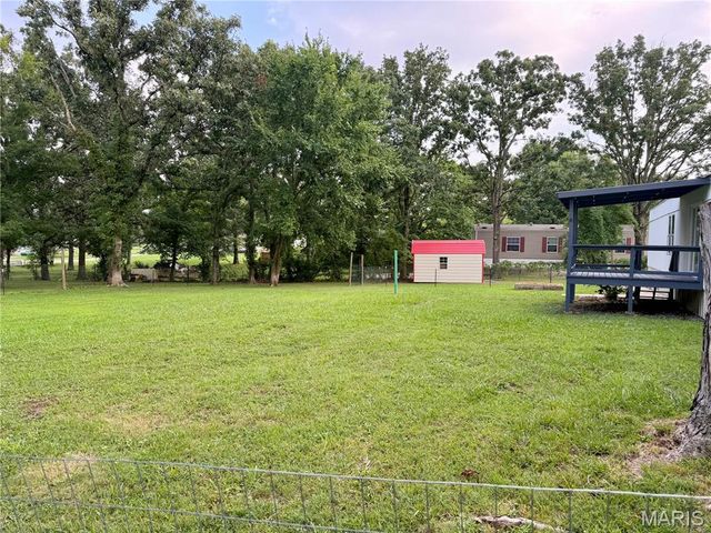 10076 Oakside Road, Mineral Point, MO 63660