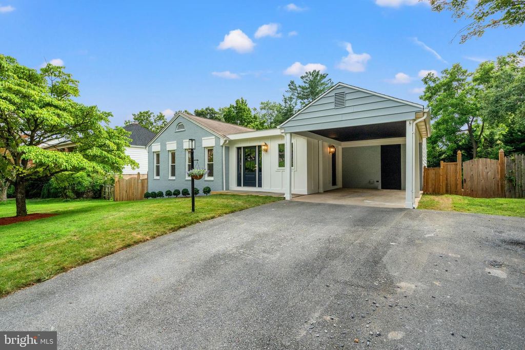 10612 DEMOCRACY LN, Potomac, MD 20854