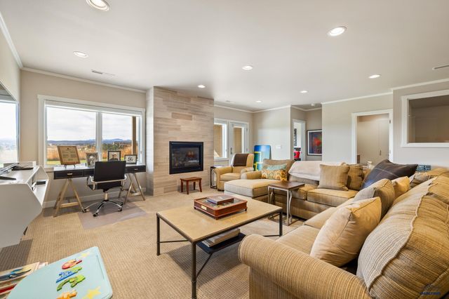 1537 TABLEROCK RD, Rapid City, SD 57701