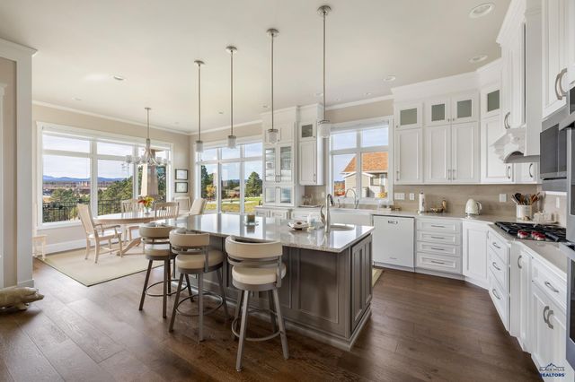 1537 TABLEROCK RD, Rapid City, SD 57701