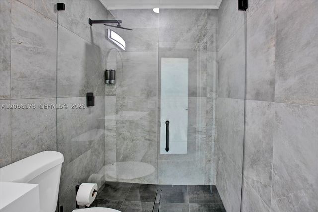 2457 NE 27th Ter, Fort Lauderdale, FL 33305