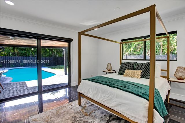 2457 NE 27th Ter, Fort Lauderdale, FL 33305