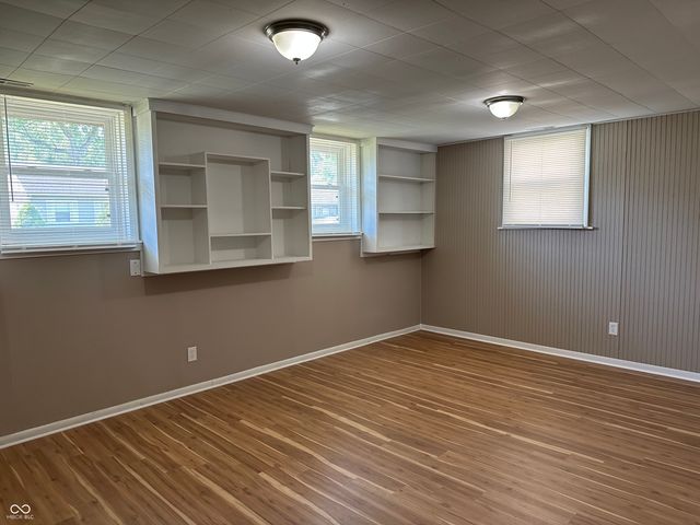 8212 Laughlin Drive, Indianapolis, IN 46219
