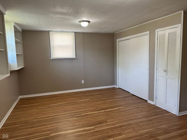 8212 Laughlin Drive, Indianapolis, IN 46219