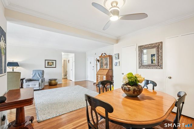 4 Putnam Hill 4F, Greenwich, CT 06830