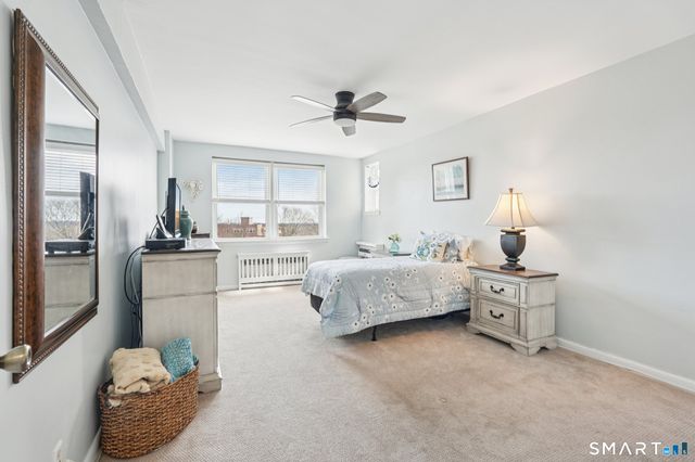 4 Putnam Hill 4F, Greenwich, CT 06830