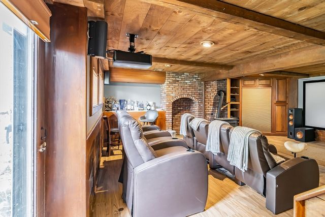 351 Main St, Boxford, MA 01921