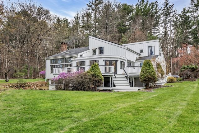 351 Main St, Boxford, MA 01921