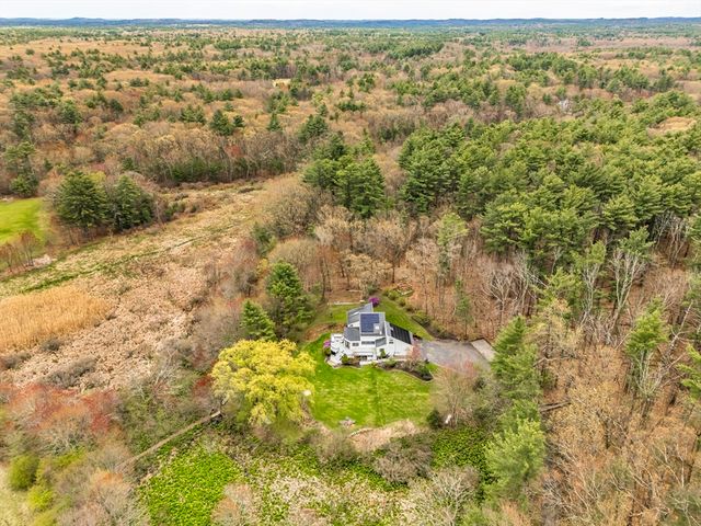 351 Main St, Boxford, MA 01921