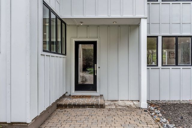 351 Main St, Boxford, MA 01921