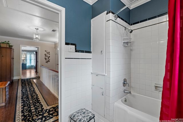 1001 N Adams St, Beeville, TX 78102