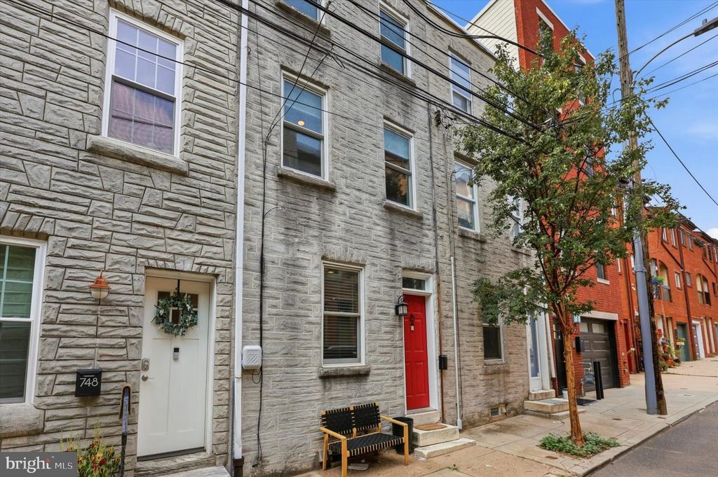 750 N TAYLOR ST, PHILADELPHIA, PA 19130 — exterior