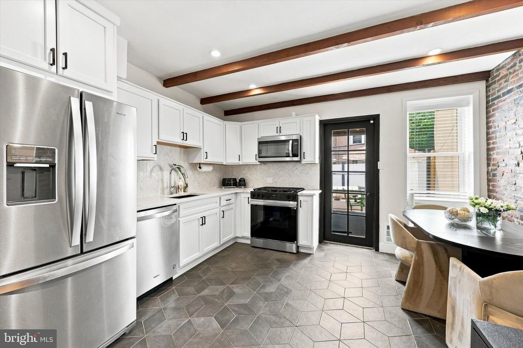 750 N TAYLOR ST, PHILADELPHIA, PA 19130 — photo 4