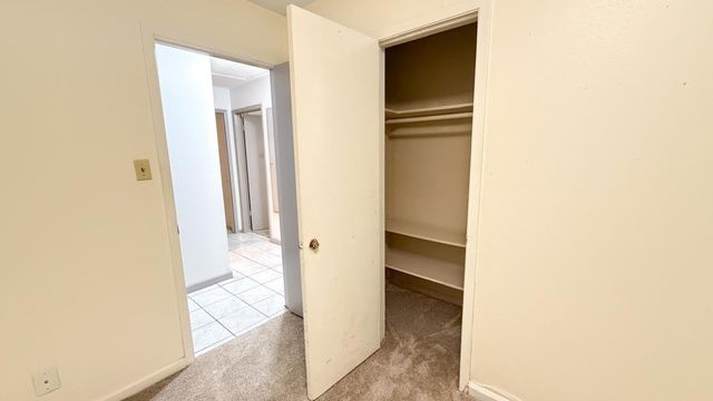 6230 Knollwest Drive, Houston, TX 77072