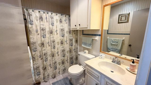 6230 Knollwest Drive, Houston, TX 77072