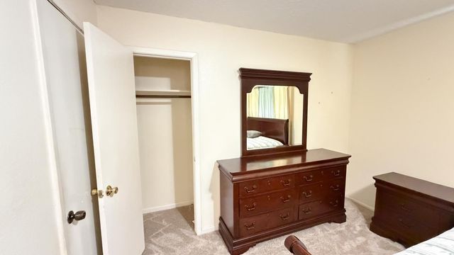 6230 Knollwest Drive, Houston, TX 77072