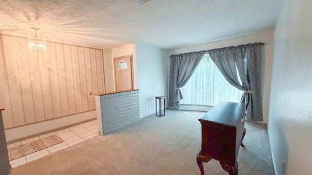 6230 Knollwest Drive, Houston, TX 77072