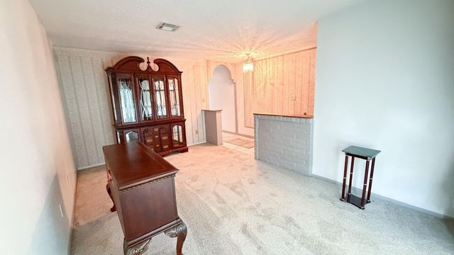 6230 Knollwest Drive, Houston, TX 77072