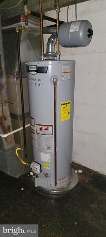 8137 MID HAVEN RD, Baltimore, MD 21222