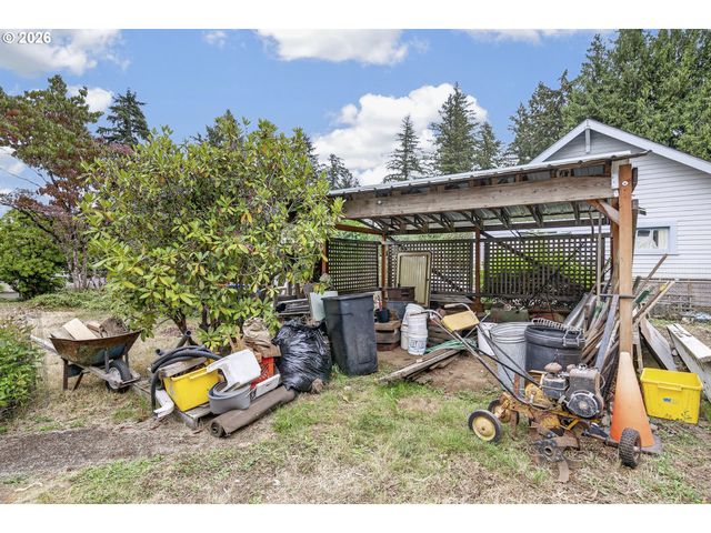 13624 Ne GLISAN St, Portland, OR 97230