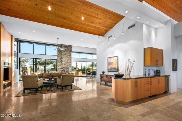 42196 N Chiricahua Pass, Scottsdale, AZ 85262