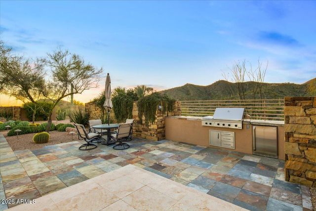 42196 N Chiricahua Pass, Scottsdale, AZ 85262