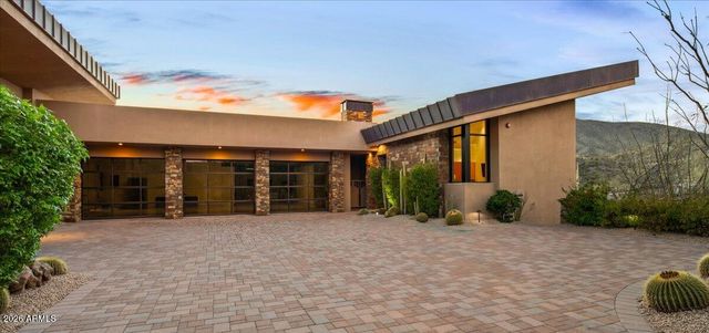 42196 N Chiricahua Pass, Scottsdale, AZ 85262