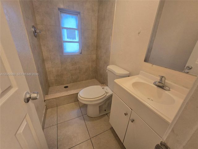 2203 Taft Street B, Hollywood, FL 33020