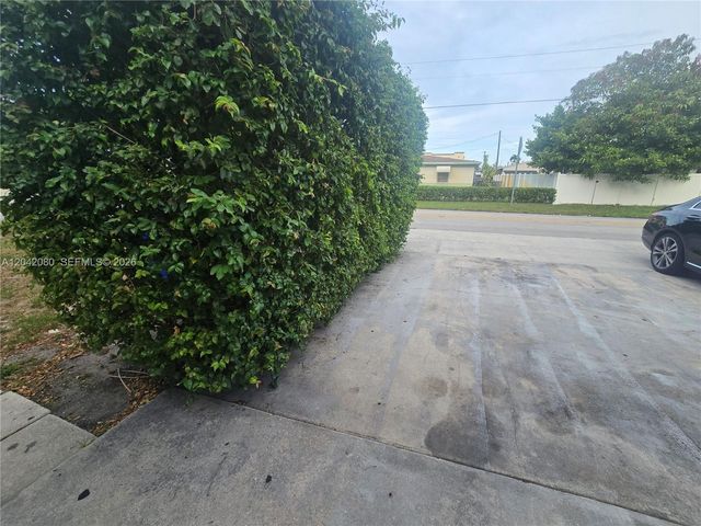 2203 Taft Street B, Hollywood, FL 33020