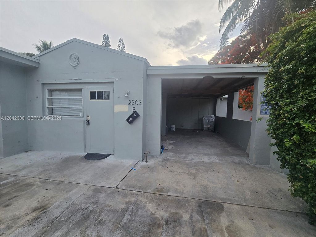 2203 Taft Street B, Hollywood, FL 33020