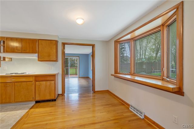 138 Bennett Road, Camillus, NY 13031