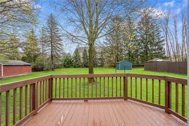 138 Bennett Road, Camillus, NY 13031