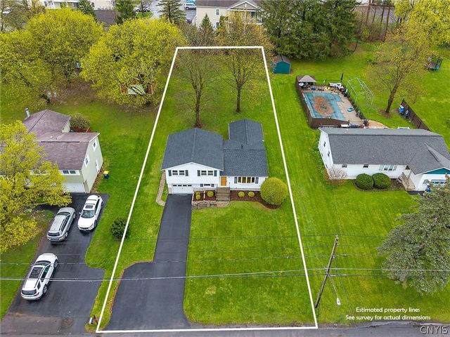 138 Bennett Road, Camillus, NY 13031