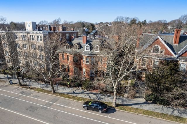 1762 Beacon St 1, Brookline, MA 02445