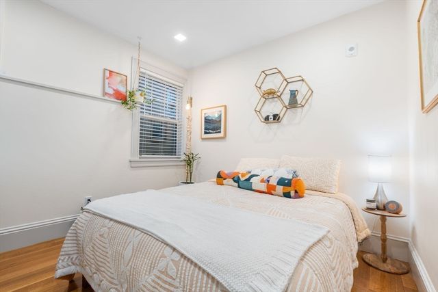 1762 Beacon St 1, Brookline, MA 02445