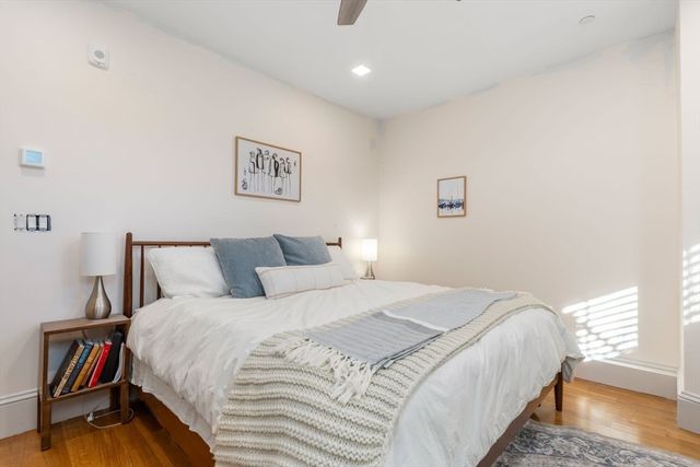 1762 Beacon St 1, Brookline, MA 02445