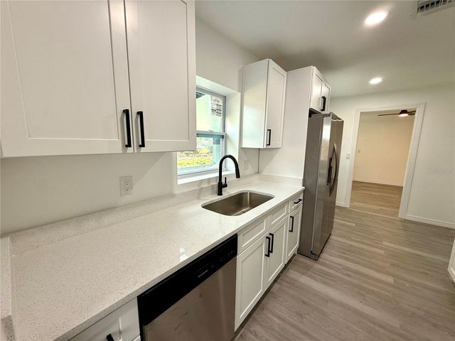 701 ALFRED DRIVE, Orlando, FL 32810