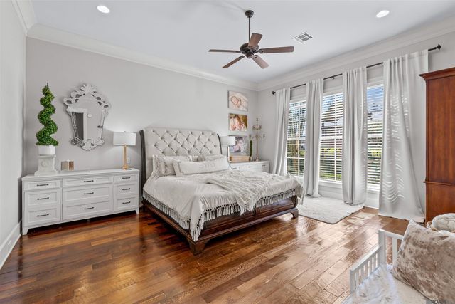 2537 Tiger Crossing Dr, Baton Rouge, LA 70810