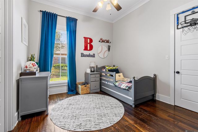 2537 Tiger Crossing Dr, Baton Rouge, LA 70810