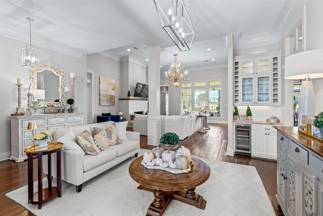 2537 Tiger Crossing Dr, Baton Rouge, LA 70810