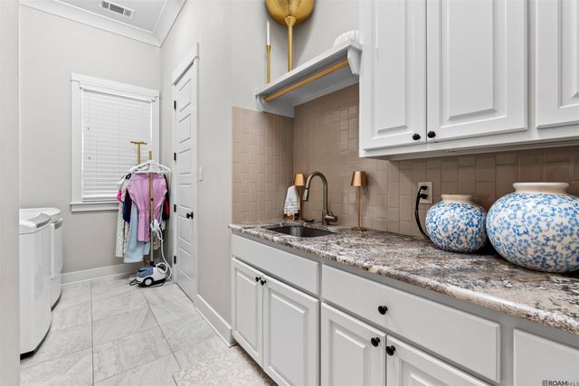 2537 Tiger Crossing Dr, Baton Rouge, LA 70810