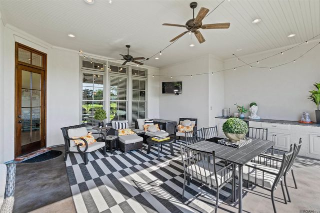 2537 Tiger Crossing Dr, Baton Rouge, LA 70810