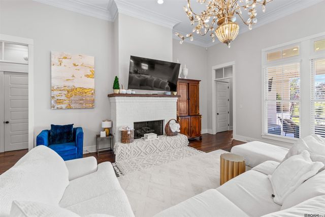 2537 Tiger Crossing Dr, Baton Rouge, LA 70810