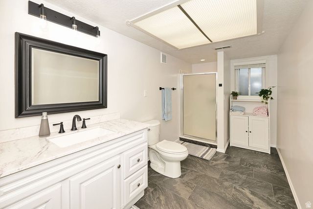 10318 S SILVER WILLOW DR, Sandy, UT 84070