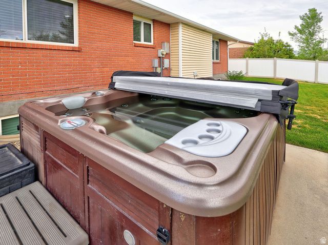 10318 S SILVER WILLOW DR, Sandy, UT 84070