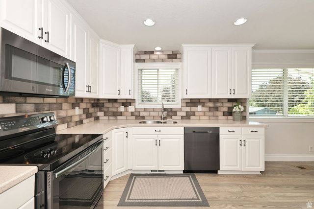 10318 S SILVER WILLOW DR, Sandy, UT 84070
